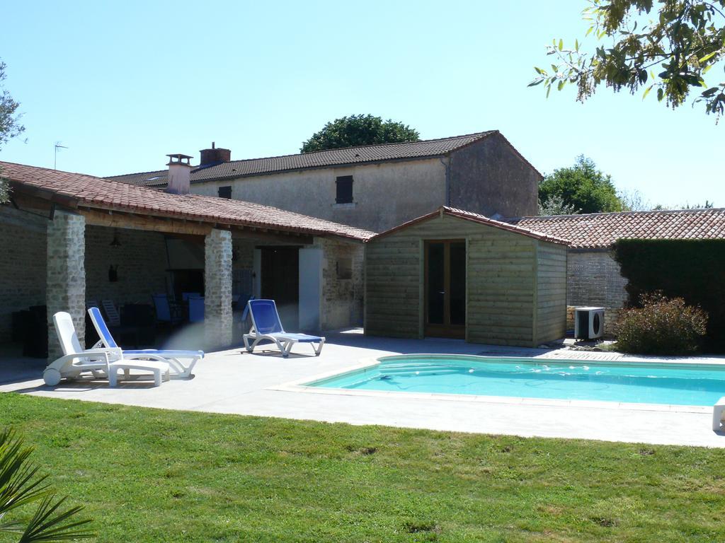 Gite Du Clos De La Vigne Montreuil  Экстерьер фото